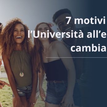 Ragazzi felici su sfondo con scritta "7 motivi per cui frequentare l'Università all'estero ti cambia la vita"