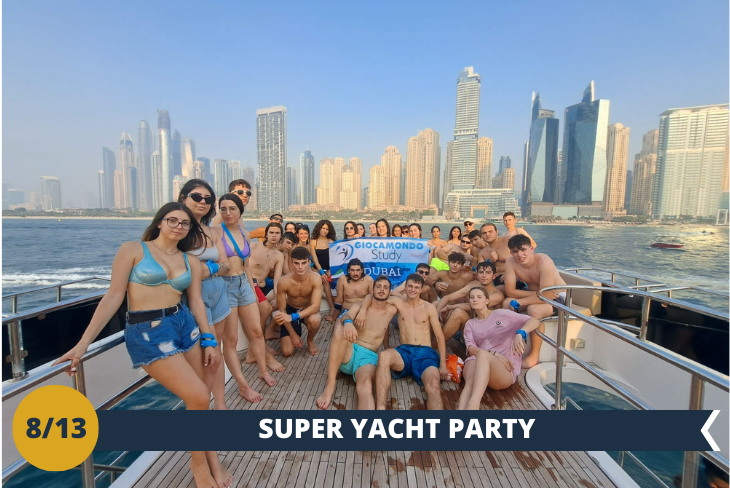 Un fantastico Yacht Party per godere assieme a tanti nuovi amici l’estate più glamour del momento! Vi divertirete come non mai al ritmo dei brani più ascoltati dell'estate 2024 al centro di una marina costellata di luci al neon e grattacieli lussuosi.